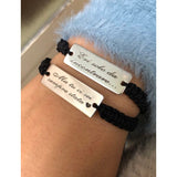 BRACCIALE TARGHETTA PERSONALIZZATA CON FILO NERO